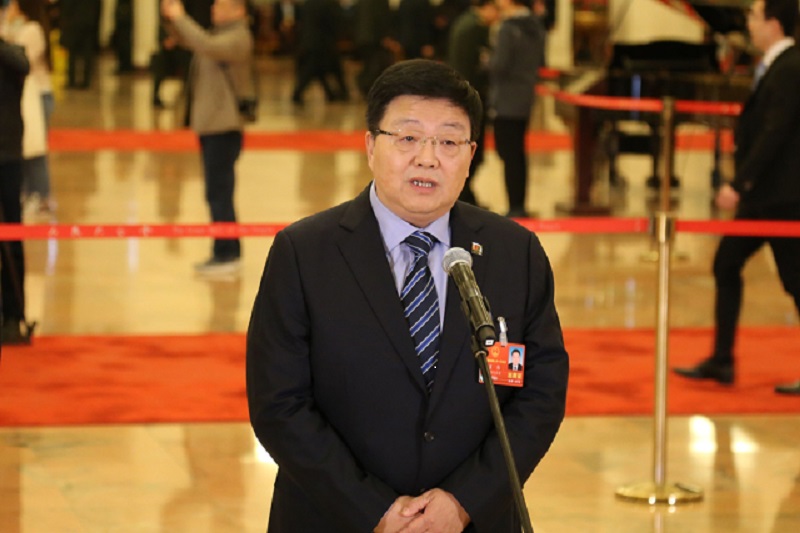 特提气！肖伟在“代表通道”都说了啥？